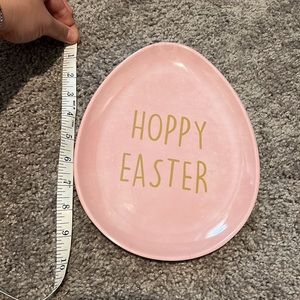 Hoppy Easter plastic plate